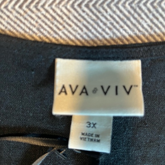 NWT Ava & Viv Women’s V-Neck Linen Blend Tie Front Top - Picture 9 of 13